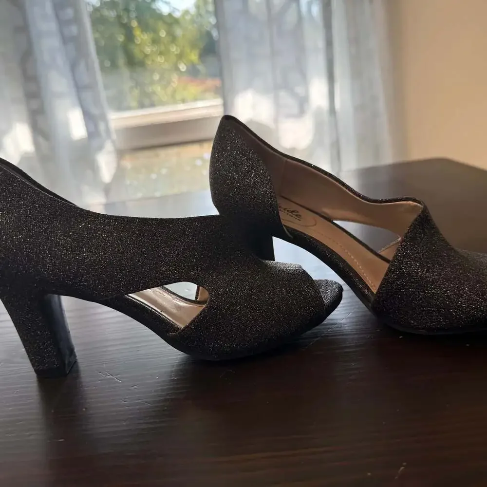 Life Stride Silver‎ Glitter Peep Toe Heels